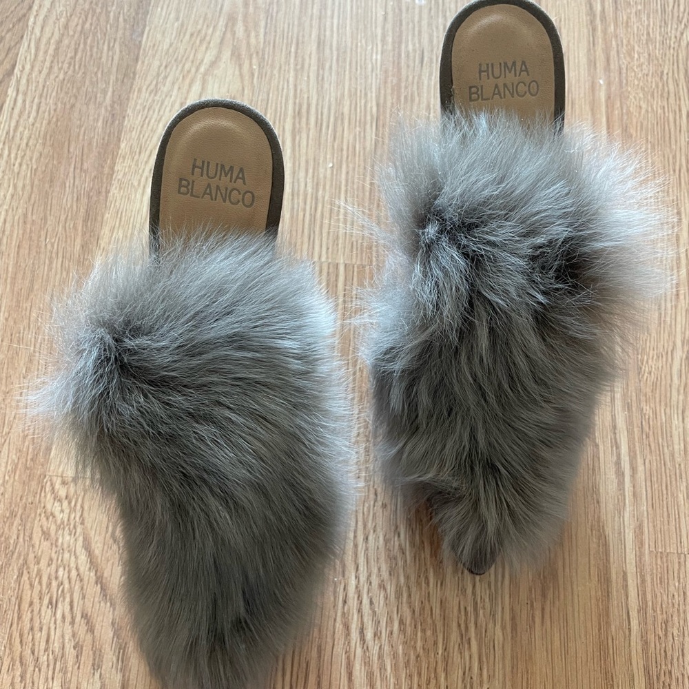 Huma Blanco faux hur heels